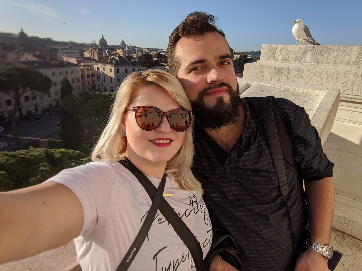 rome vacation couple